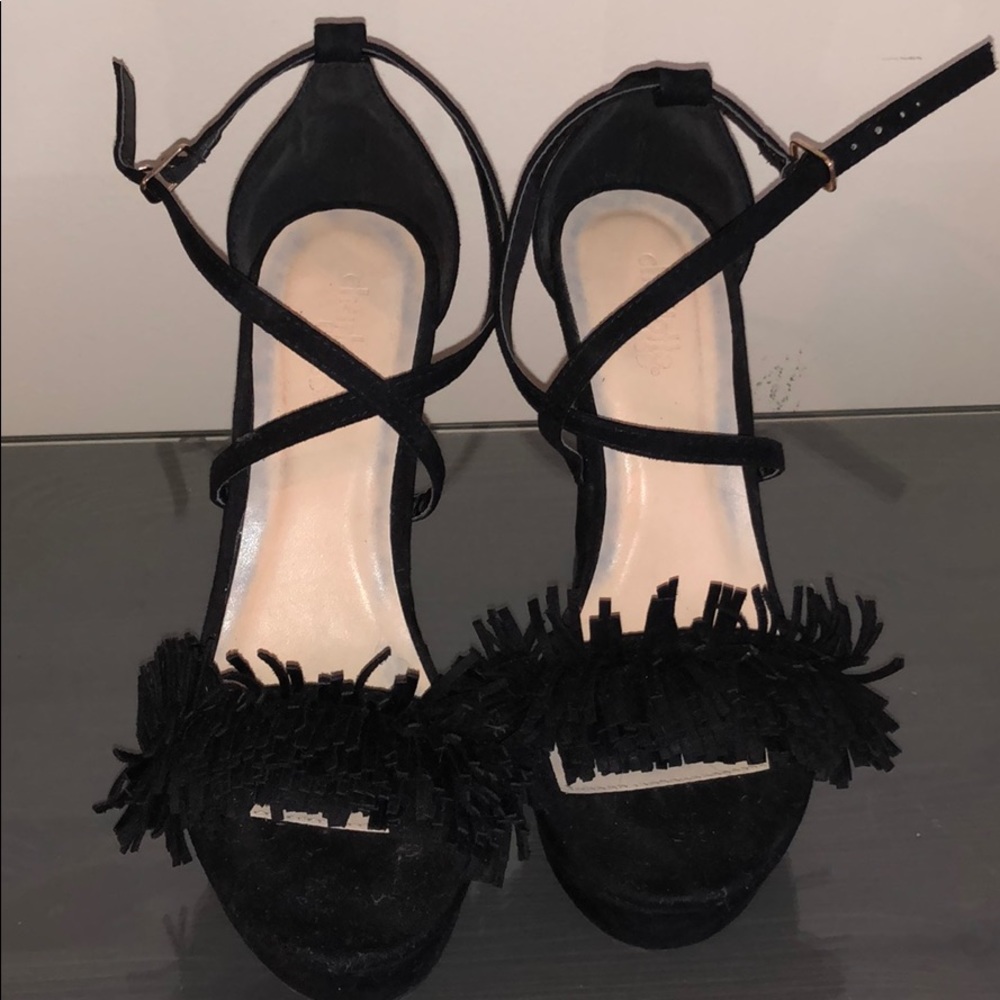 Like new black wedges